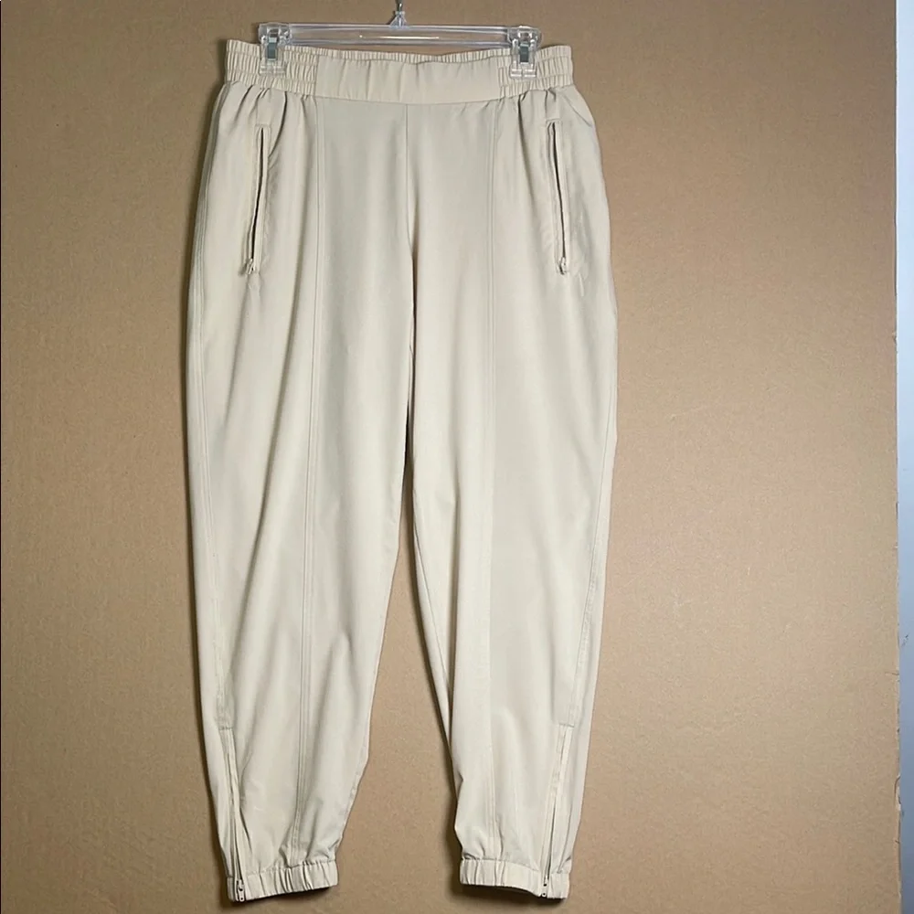 Old Navy Cream Joggers with Tapered Leg Design - Picture 1 of 7